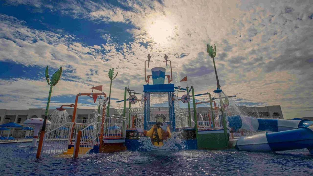 الفندق الباتروس مكادي ريزورت - مكادي باي